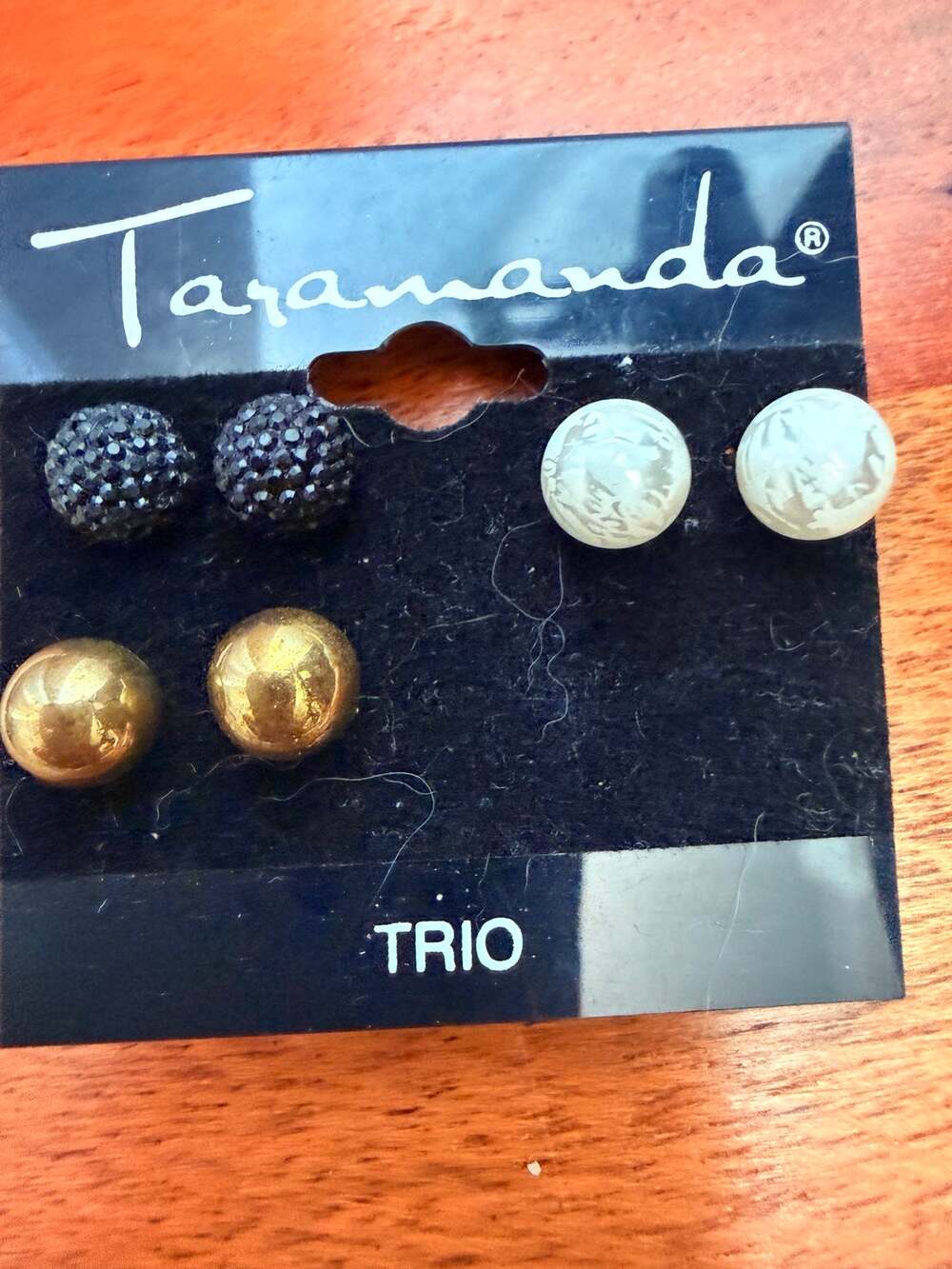 Taramanda Three Pair Round Stud Earring Set Black White Gold Tone Flaws